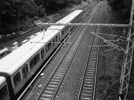 b80